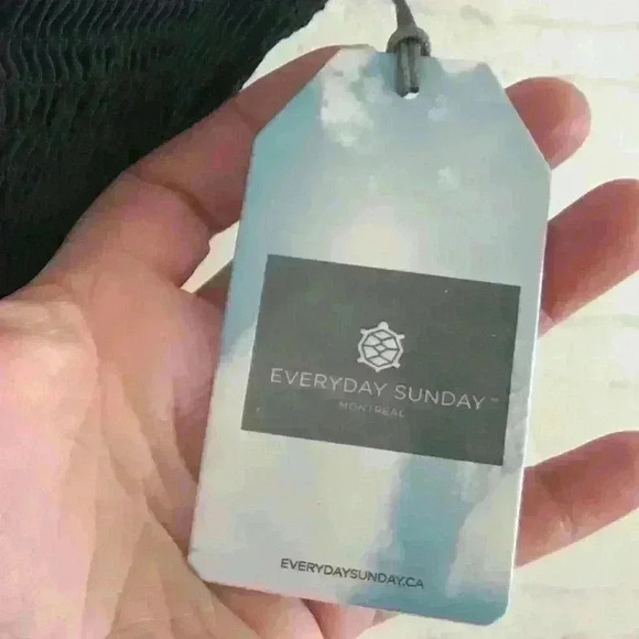 NWT Everyday Sunday Cut out Black/Yellow Floral One piece - Plus Size 3X - Picture 11 of 14